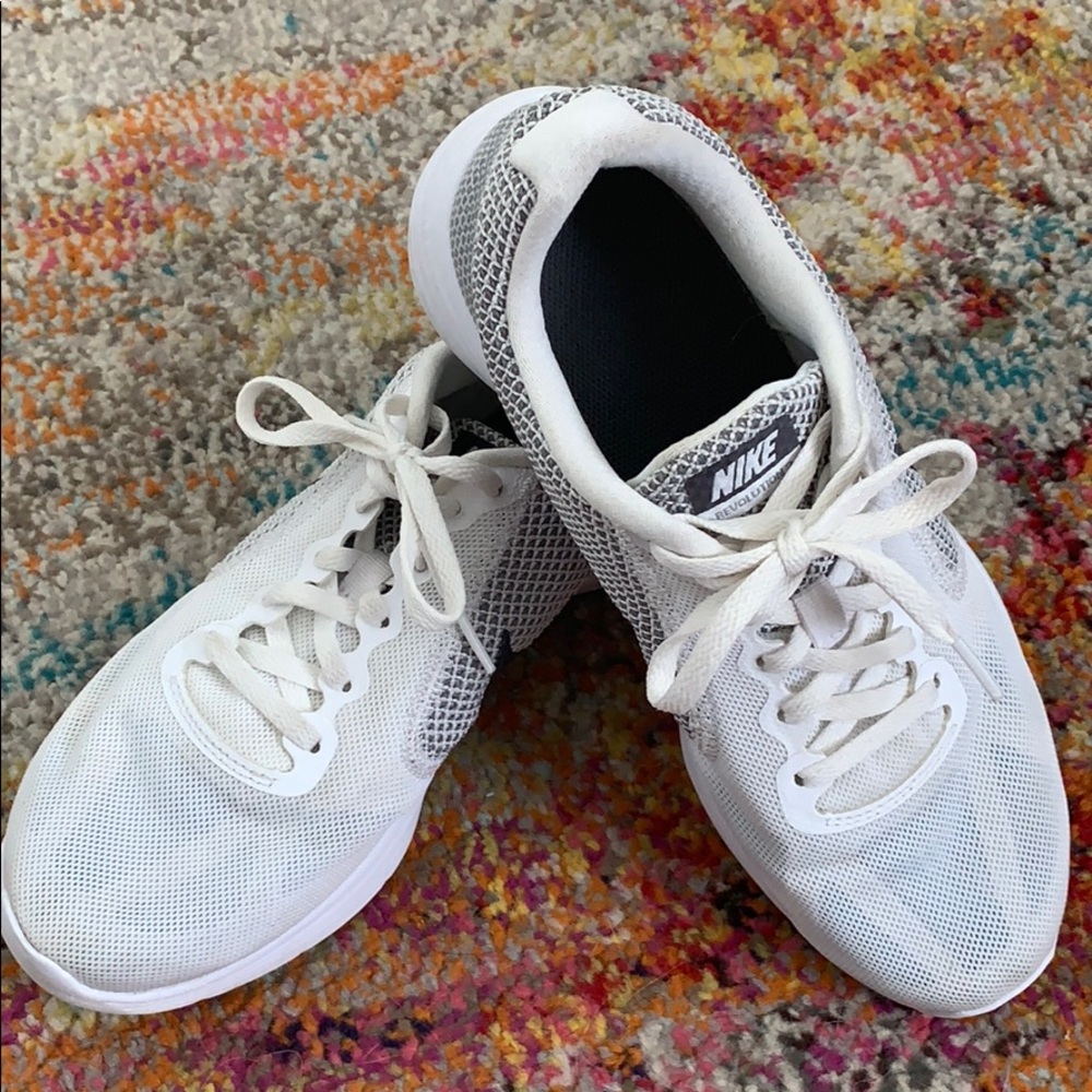 Nike Tennis Sneakers